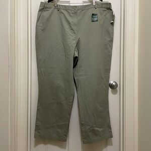LL Bean Classic Fit Khaki Pants Faded Olive Wrinkle Free Hidden Comfort 24W Plus